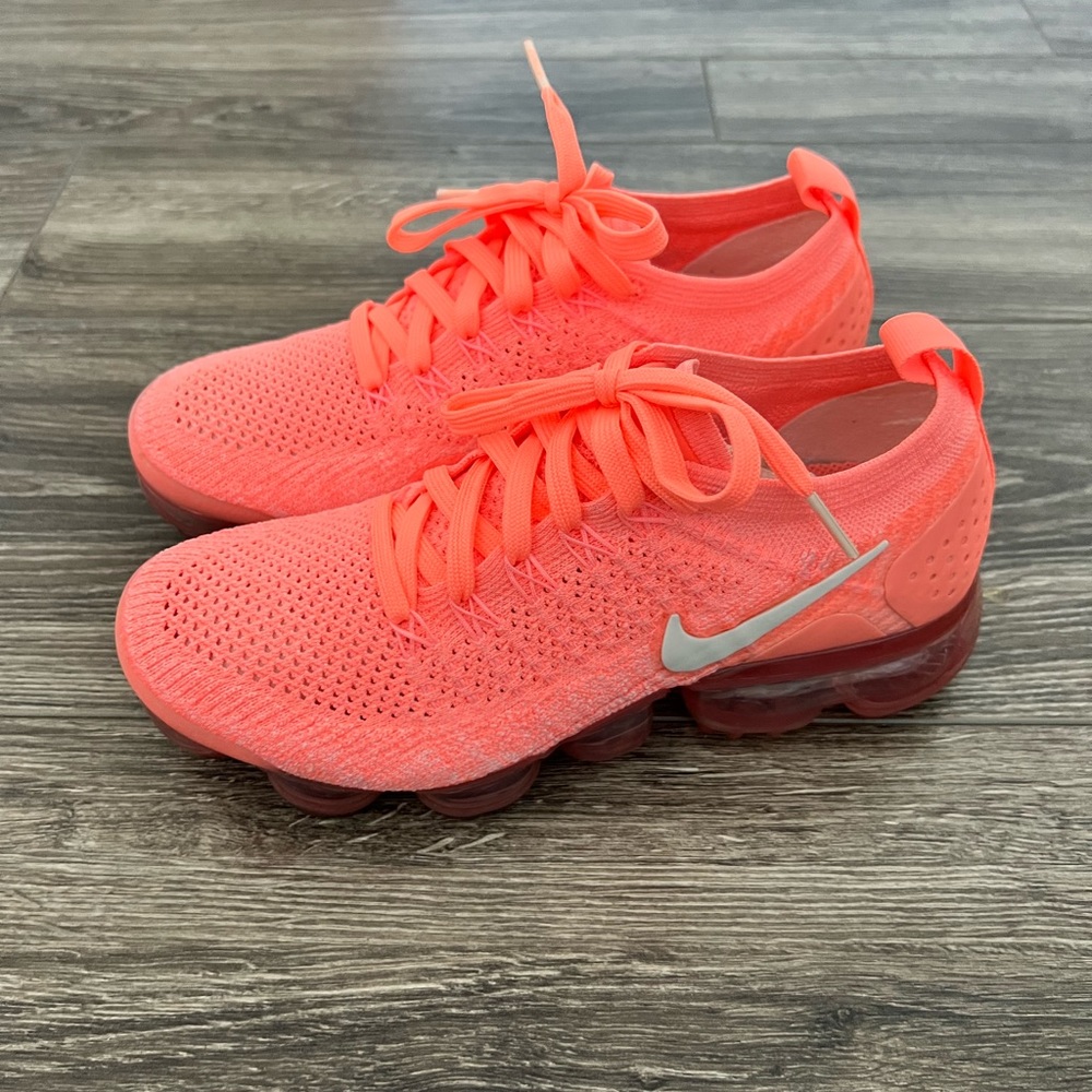 Nike Vapormax Flyknit Crimson Pulse